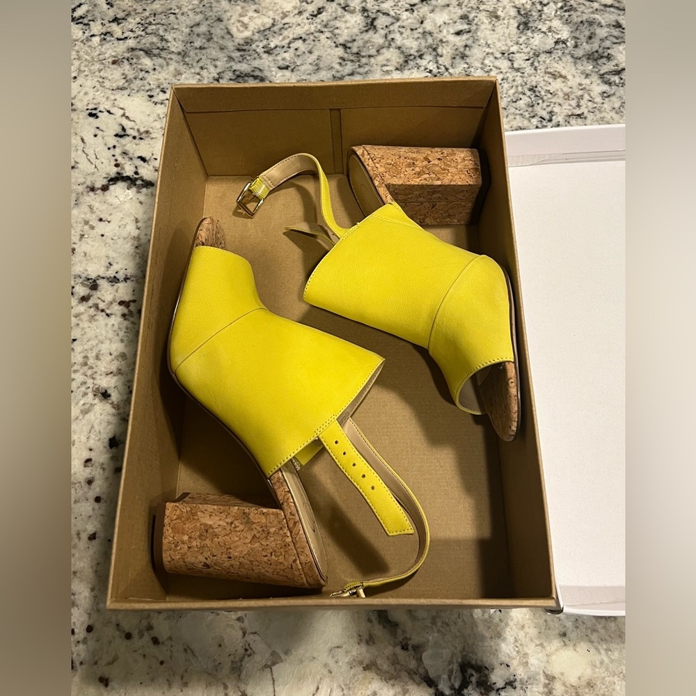 NEW Jessica Simpson Toriah heels size 7.5